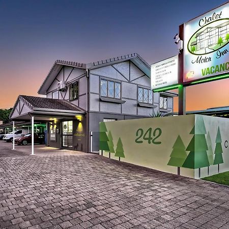 Chalet Motor Inn Bundaberg Exteriör bild