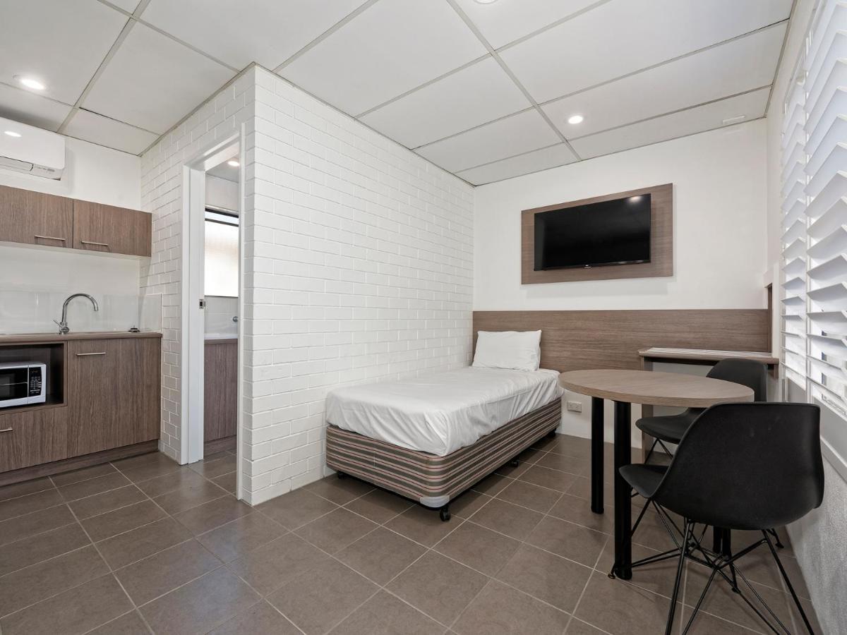Chalet Motor Inn Bundaberg Exteriör bild